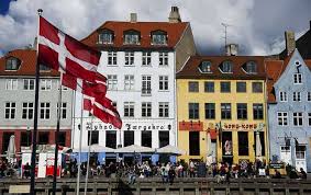 Lehrplan og Uddannelse En Nøgle til Fremtidens Læring Lehrplan og Uddannelse En Nøgle til Fremtidens Læring